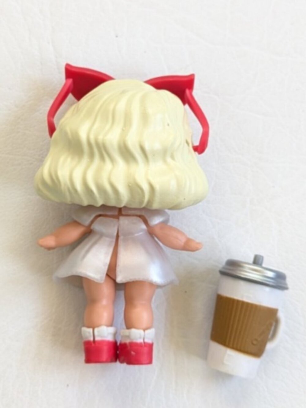 L.O.L. Suprise Lot 3 Dolls And Accessories - Picture 4 of 8